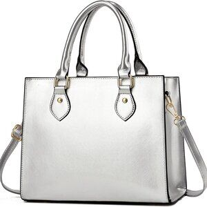 Versatile Silver Crossbody Bag for Women - Perfect for Dating & Parties